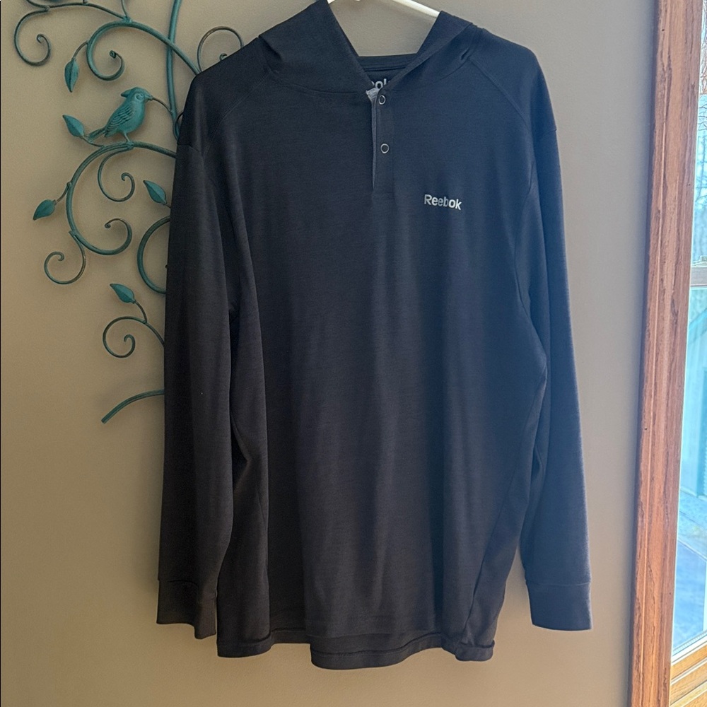 Reebok Men's Black Hoodie shirt